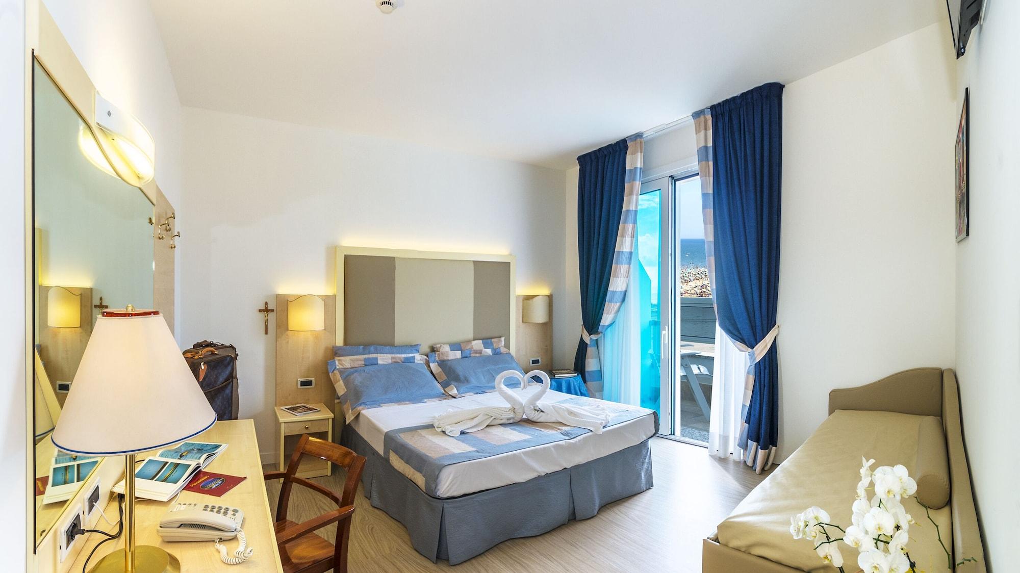Hotel Panoramic Caorle Exteriör bild