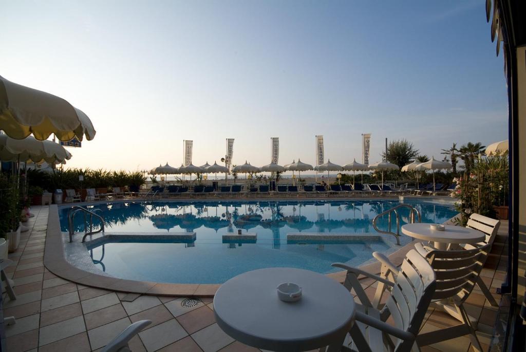 Hotel Panoramic Caorle Exteriör bild