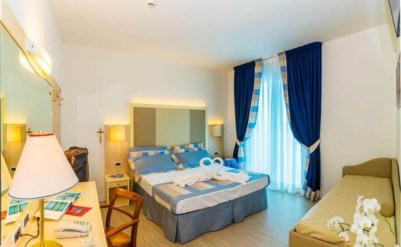 Hotel Panoramic Caorle Exteriör bild